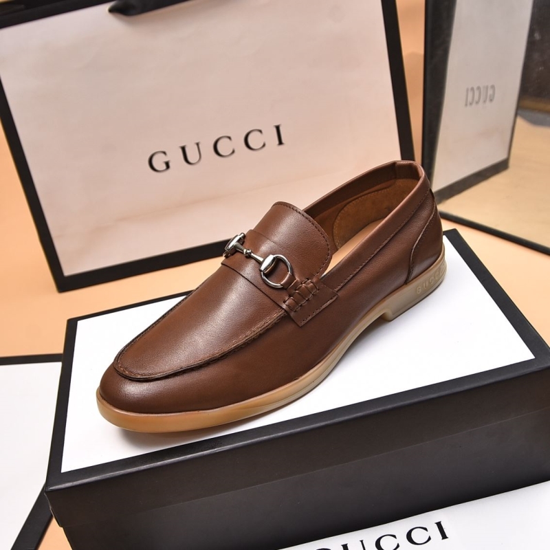 G*u*i leather shoes